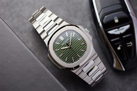 patek philippe nautilus 5711 1a-011 with 26.5 ct vs diamond|Patek Philippe Nautilus ref 5711.